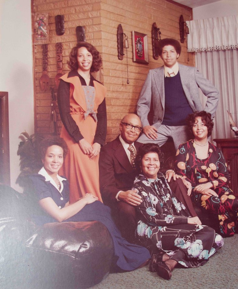 Family portrait of six members of family